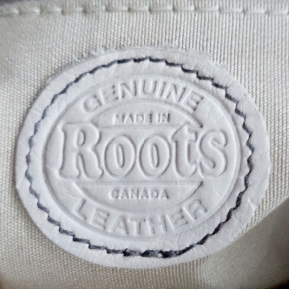🇨🇦 Roots Emily-Princess Ivory Shoulder Satchel - Picture 16 of 16